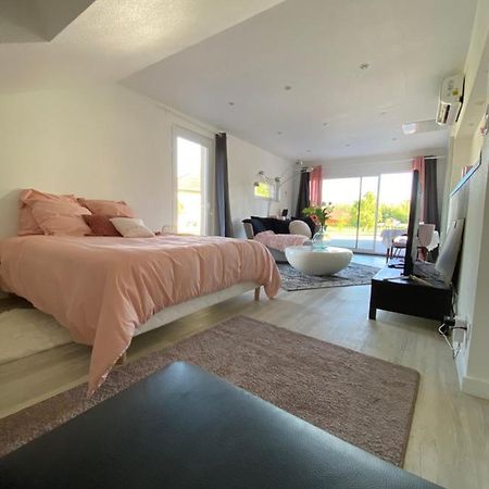 Agreable Chambre D'Hote Calme Avec Piscine Souvans Екстер'єр фото