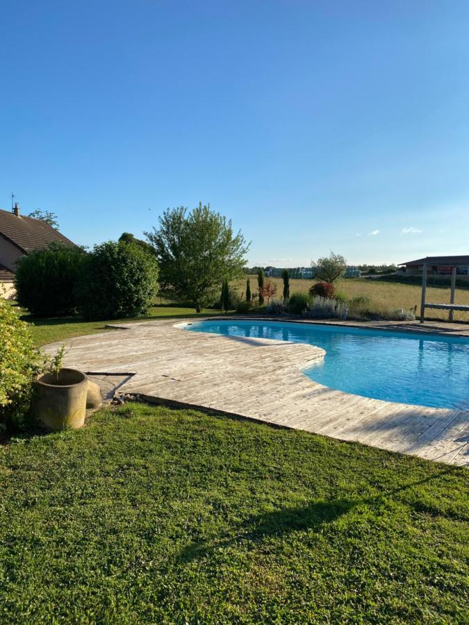 Agreable Chambre D'Hote Calme Avec Piscine Souvans Екстер'єр фото