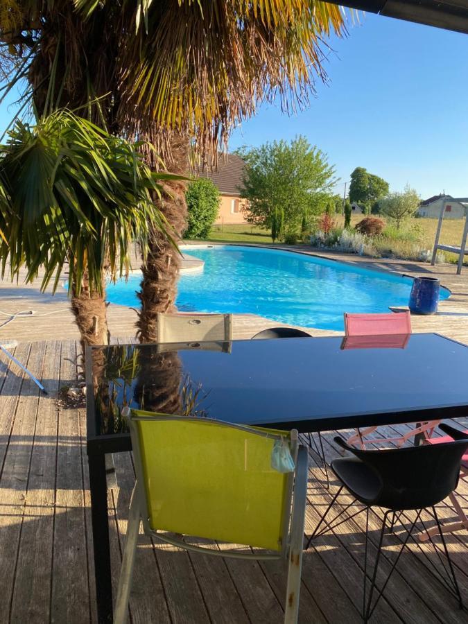 Agreable Chambre D'Hote Calme Avec Piscine Souvans Екстер'єр фото