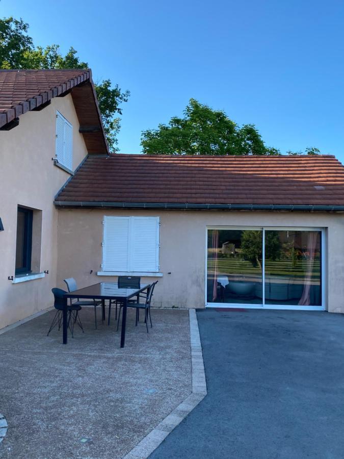 Agreable Chambre D'Hote Calme Avec Piscine Souvans Екстер'єр фото